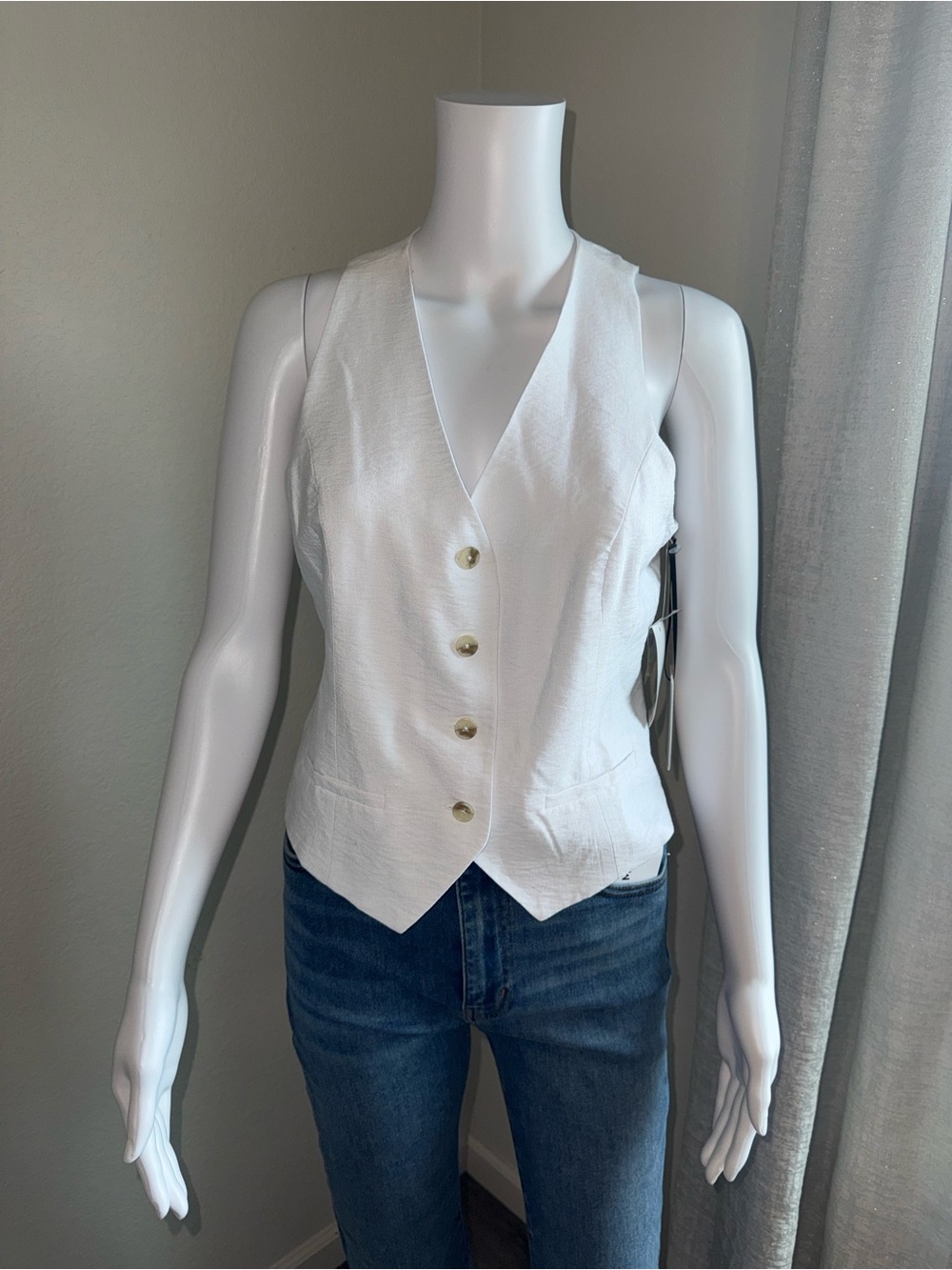 1.STATE White Tailored Vest – NWT – Size 4